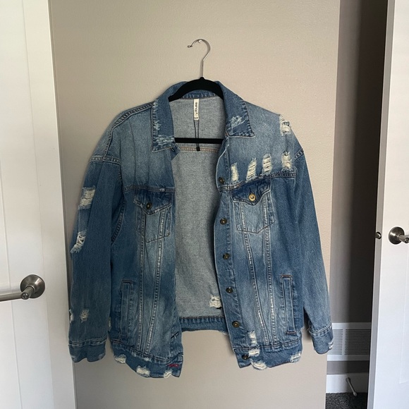 Oversized jean jacket - Picture 2 of 5